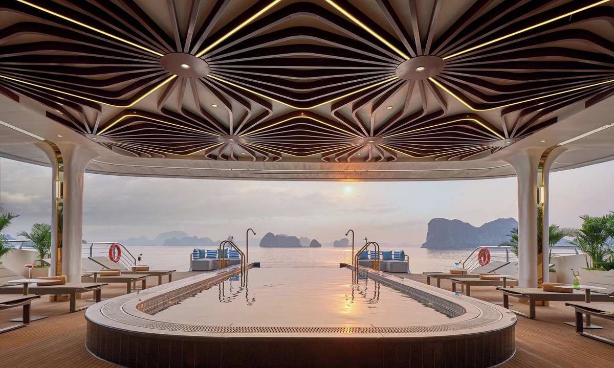 Ha Long Boat Rental | Calista Halong Bay Cruise
