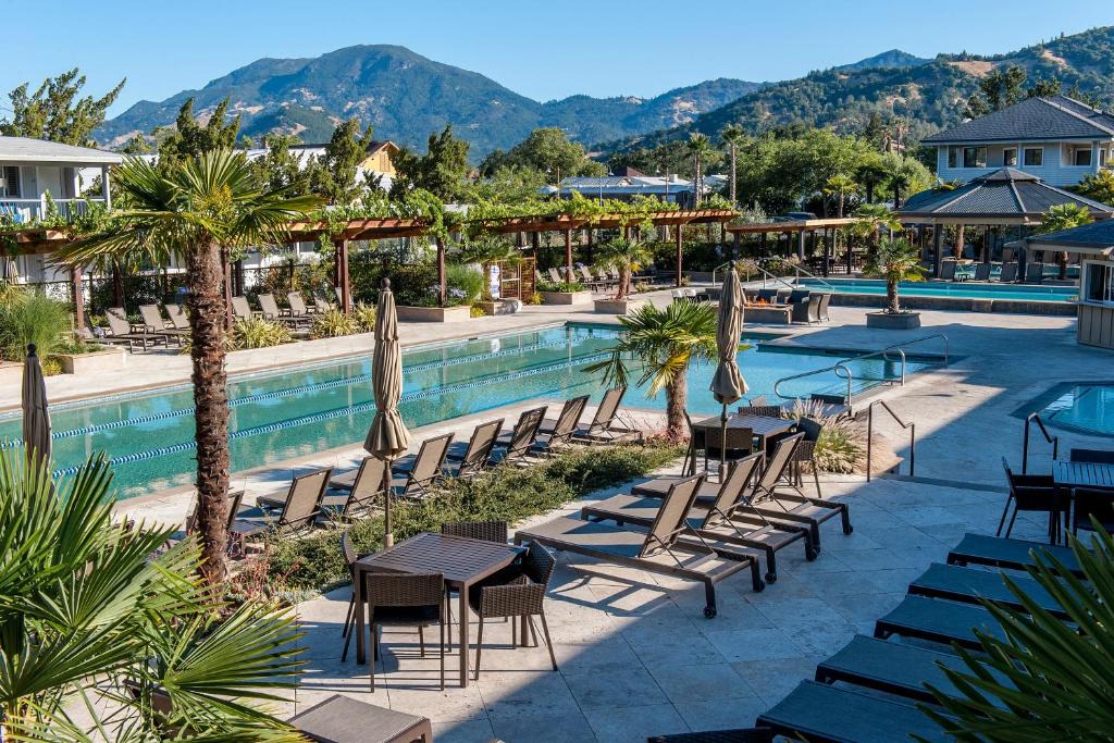 Calistoga Hotel | Calistoga Spa Hot Springs - Authentic Hot Springs Spa & Resort