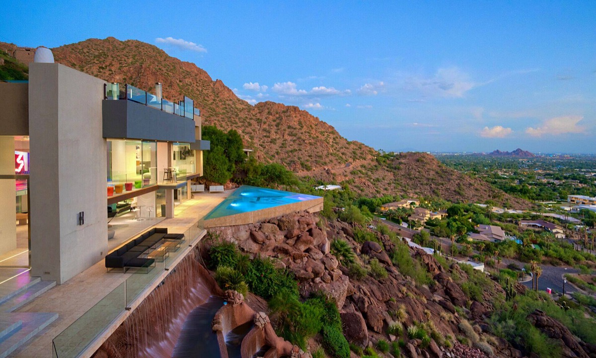 Red Rock North House | Camelback Vista - 4BR Luxury Estate w/Infinity Pool & Camelback Views