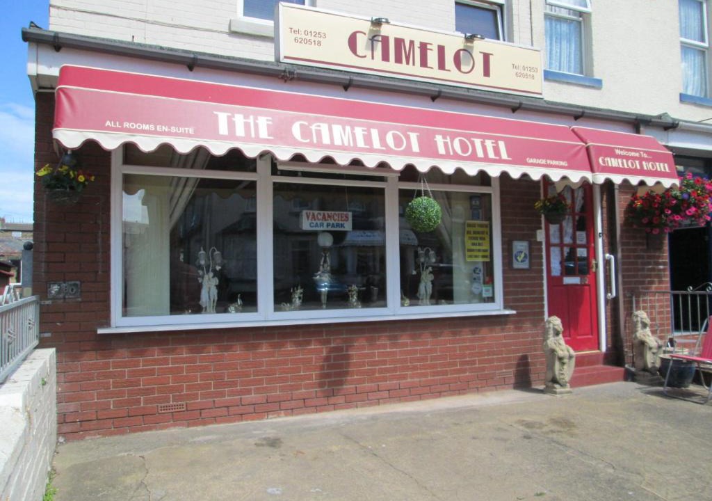 Blackpool Town Center Hotel | Camelot Hotel - Couples Only