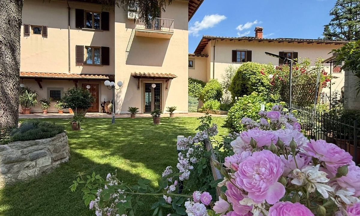 Dicomano Villa | Camera Cimabue vicino Firenze in Villa Casavecchia Caselli eleganza e relax