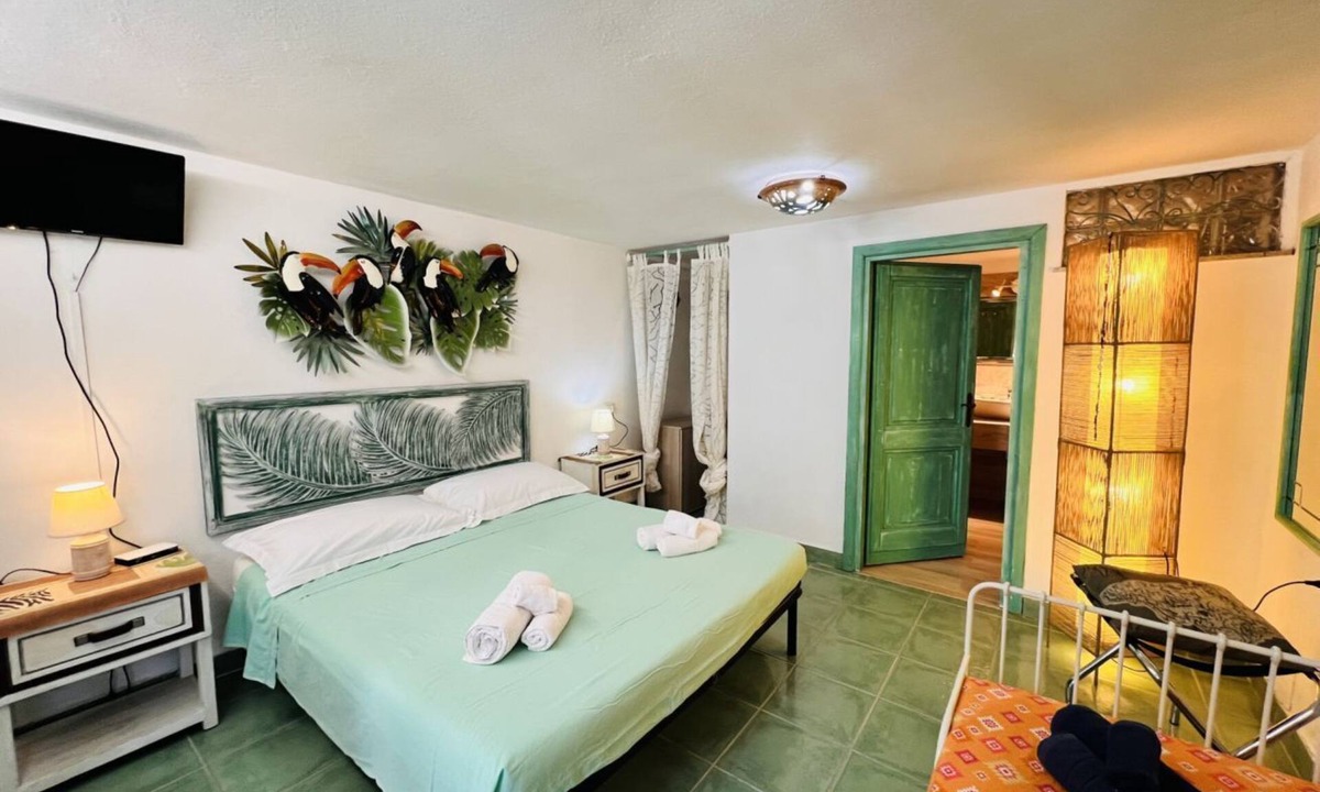 San Teodoro Cabin | Camera I Coralli- Villa Flores