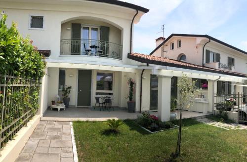 Ortonovo House | Camere LaVigna