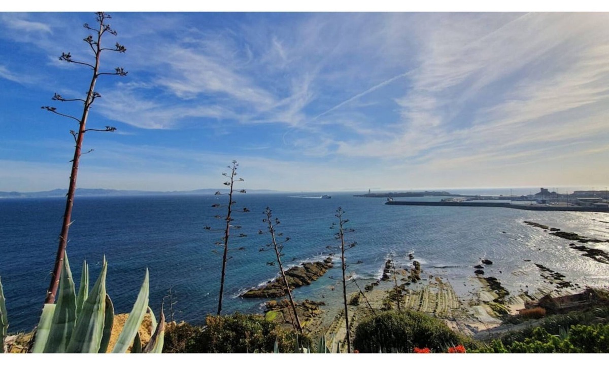 Cabrita Apartment | Camorro Apartment - Floating House Tarifa