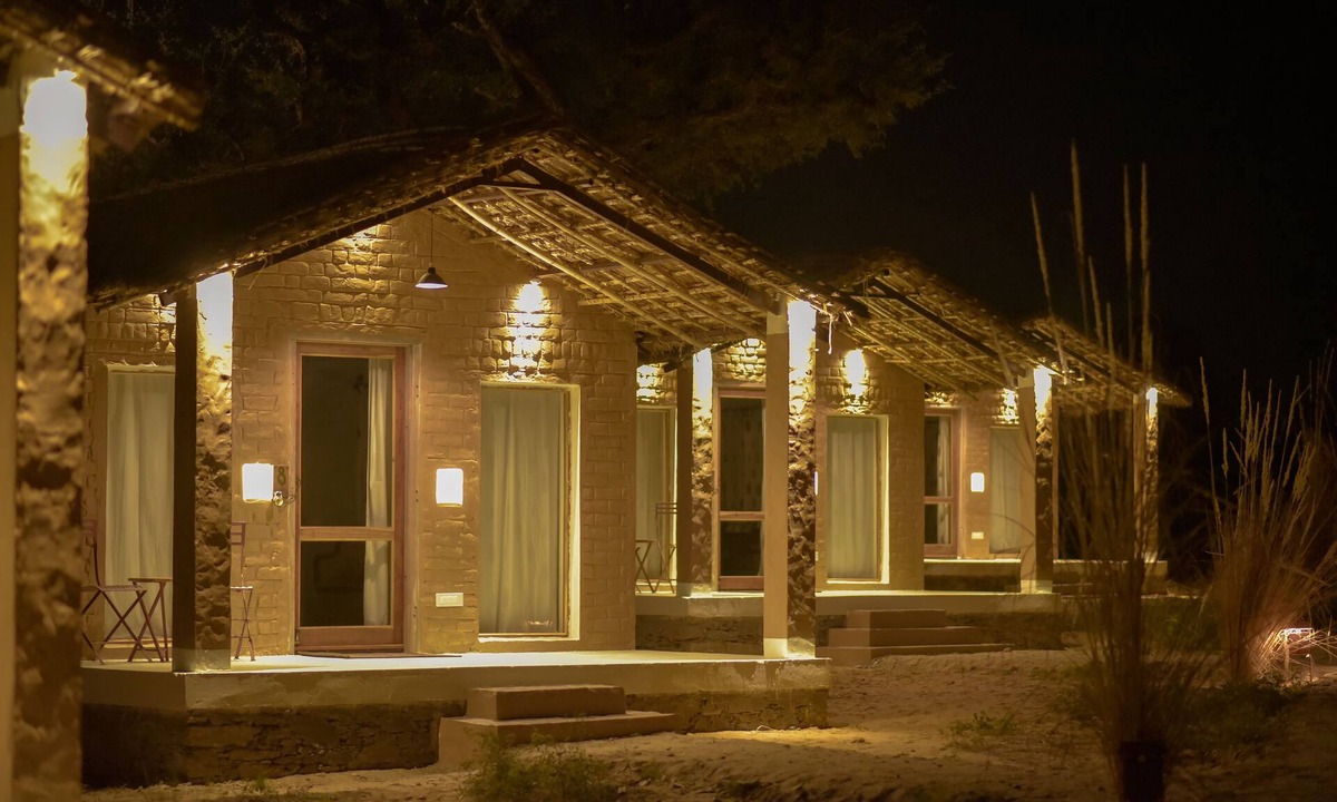 Village Hokra Cottage | Camp Land's End