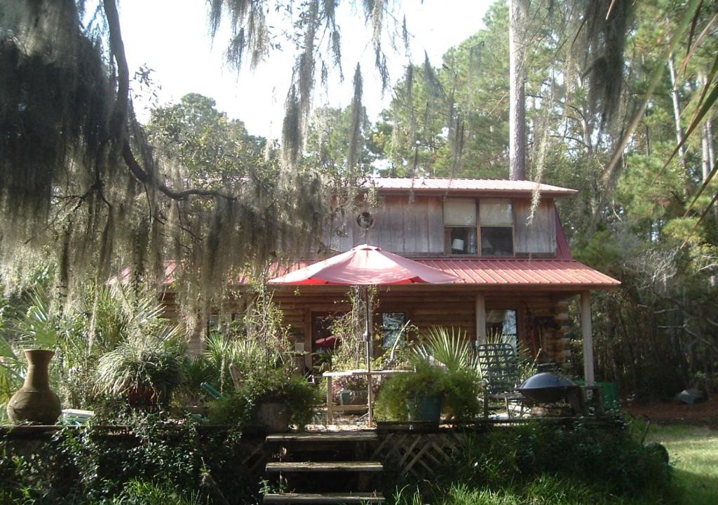 Valona House | Camp Nina Log House
