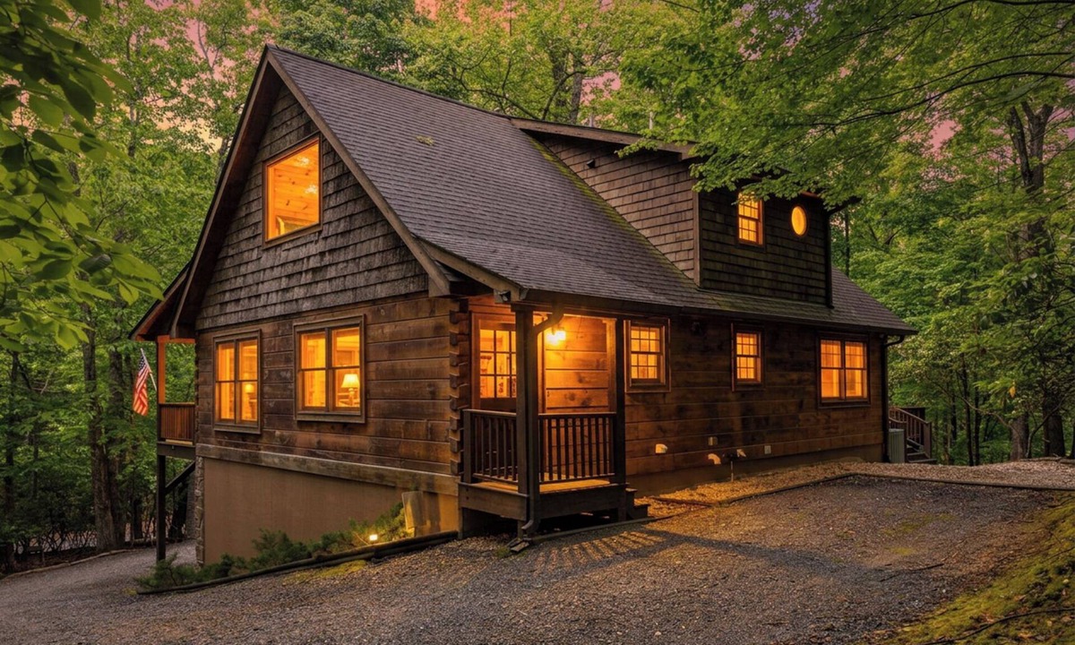 Deep Gap Cabin | Camp Sasquatch*3B/3BA*PetsOk*Pool