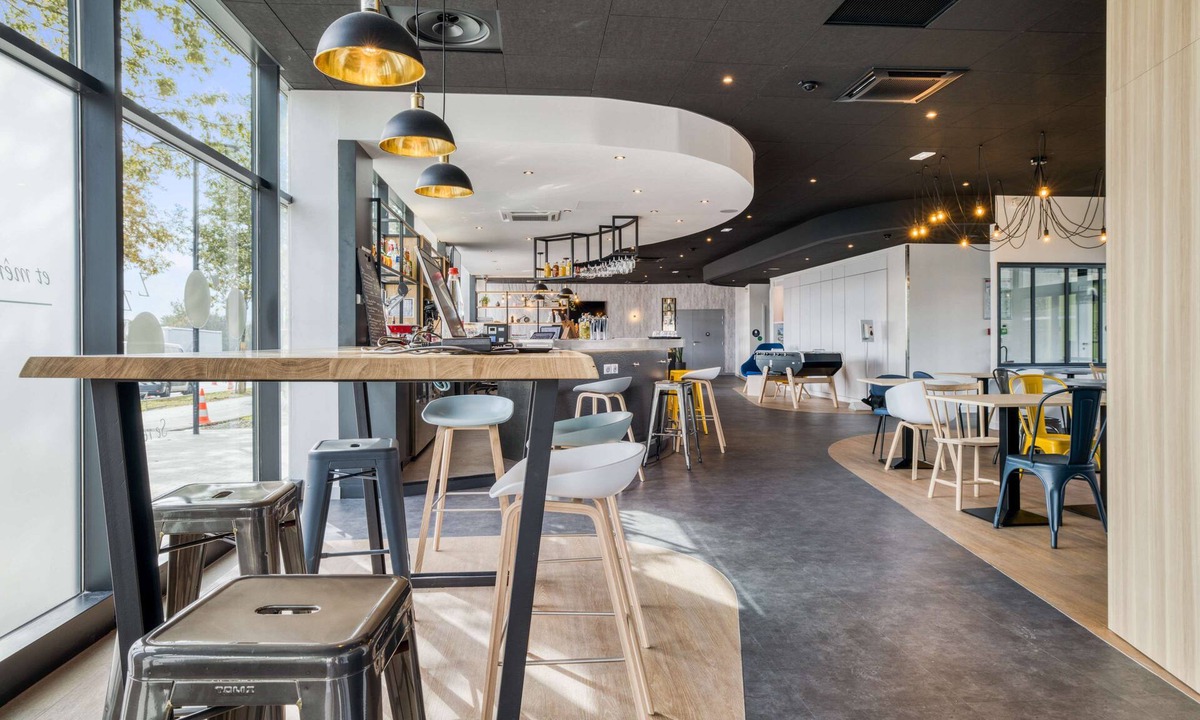 Saint-Jacques-de-la-Lande Hotel | Campanile Rennes Sud - Saint Jacques