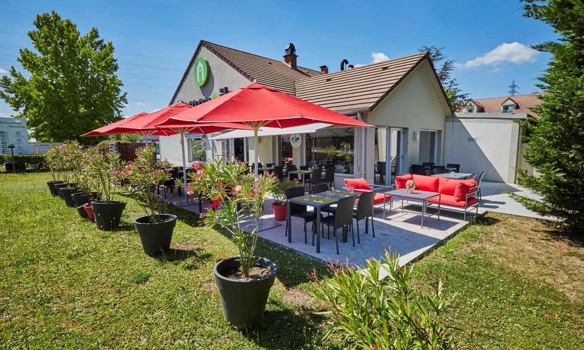 Corbeil-Essonnes Hotel | Campanile Evry Ouest - Corbeil Essonnes