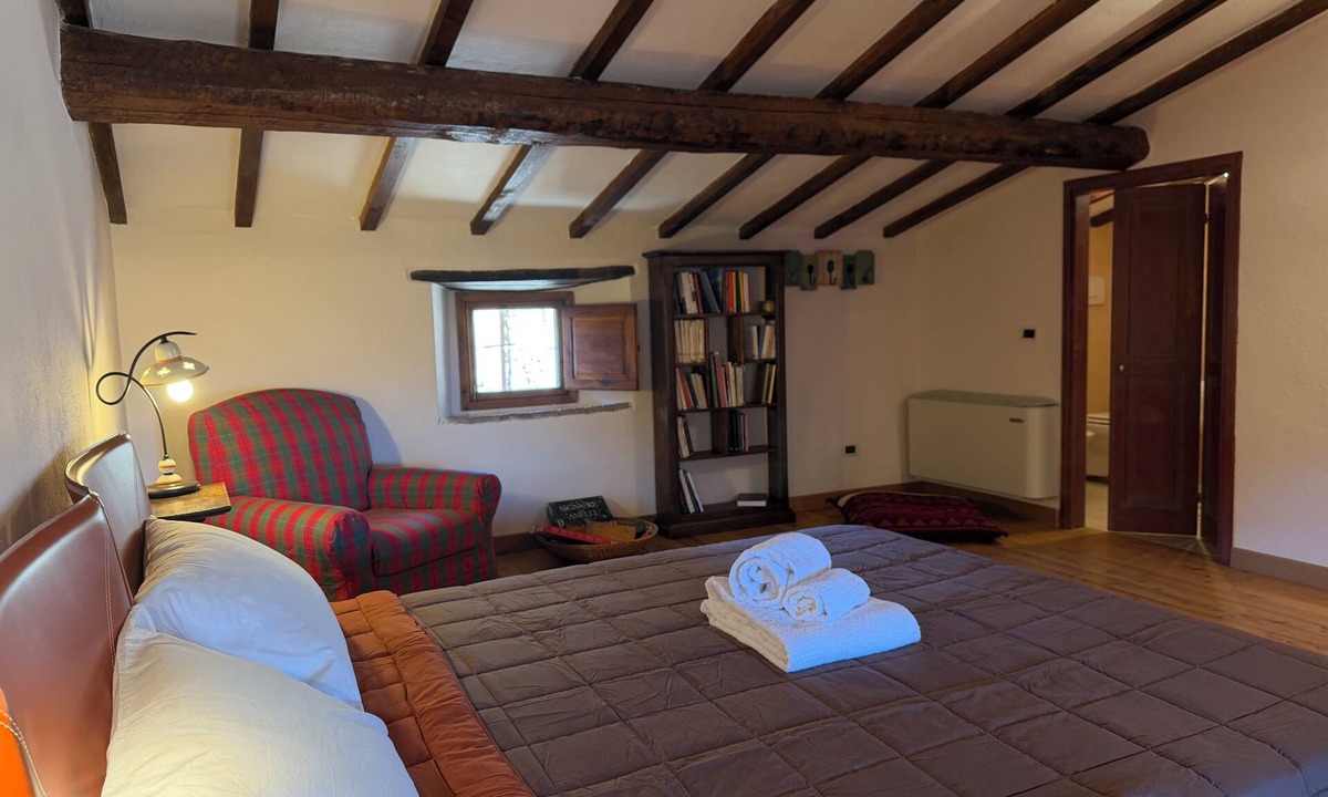 Montemerano Apartment | Campanile n1: Montemerano 5km from Terme di Saturnia with 2 bedrooms 2 bathrooms