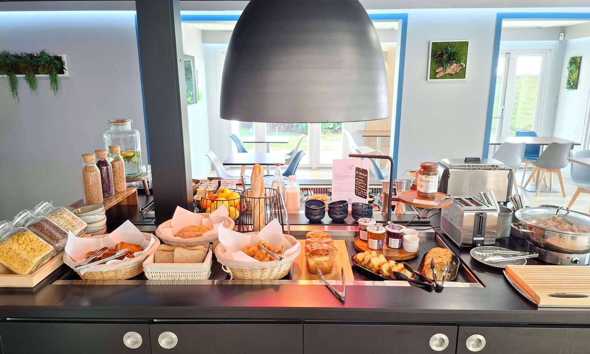 Buc Hotel | Campanile Versailles - Buc