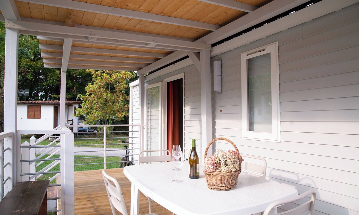 Castiglione d'Intelvi RV Rental | Campeggio Ai Colli Fioriti