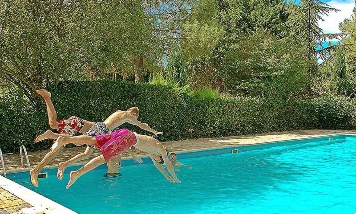 Petit-Palais-et-Cornemps House | Camping 4 étoiles - Piscine - ccbgci0