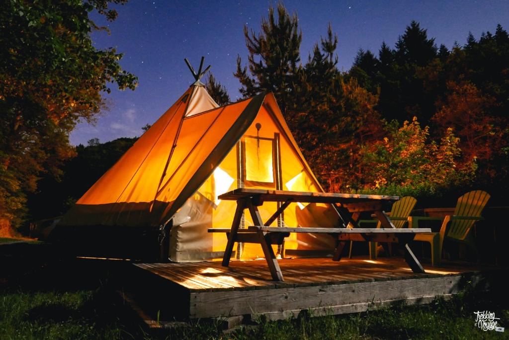 Chiny Other | Camping Le Canada-Insolite