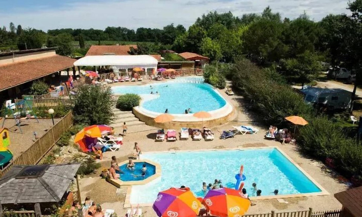 Estang Ski Chalet | Camping Les Lacs De Courtès* - Chalet Gascony 3 Rooms 4/6 People