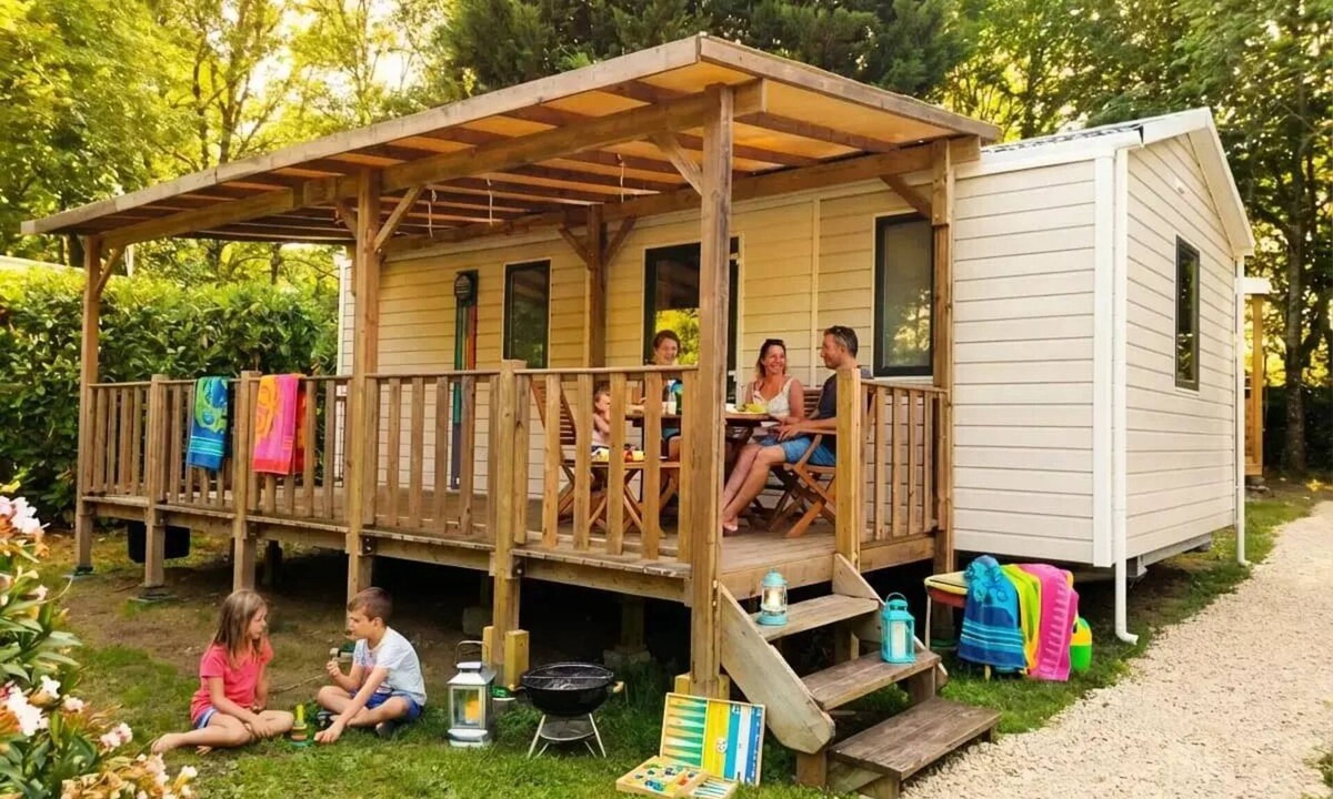 Saint-Gerons House | Camping Les Rives du lac Cantalès * - 2 bedroom mobile home Ibiza 4 people