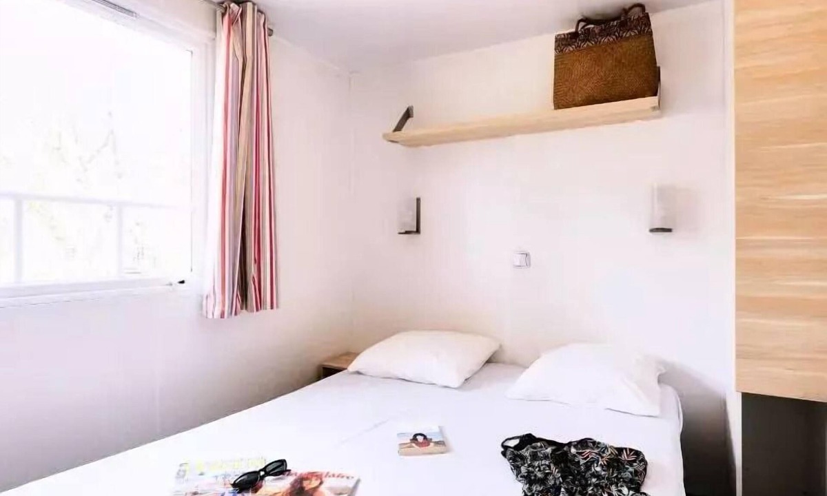 Saint-Saturnin-les-Apt House | Camping maeva Escapades Le Domaine des Chênes Blancs * - Cozy 3 Room Mobile Home 5 People Air Conditioned