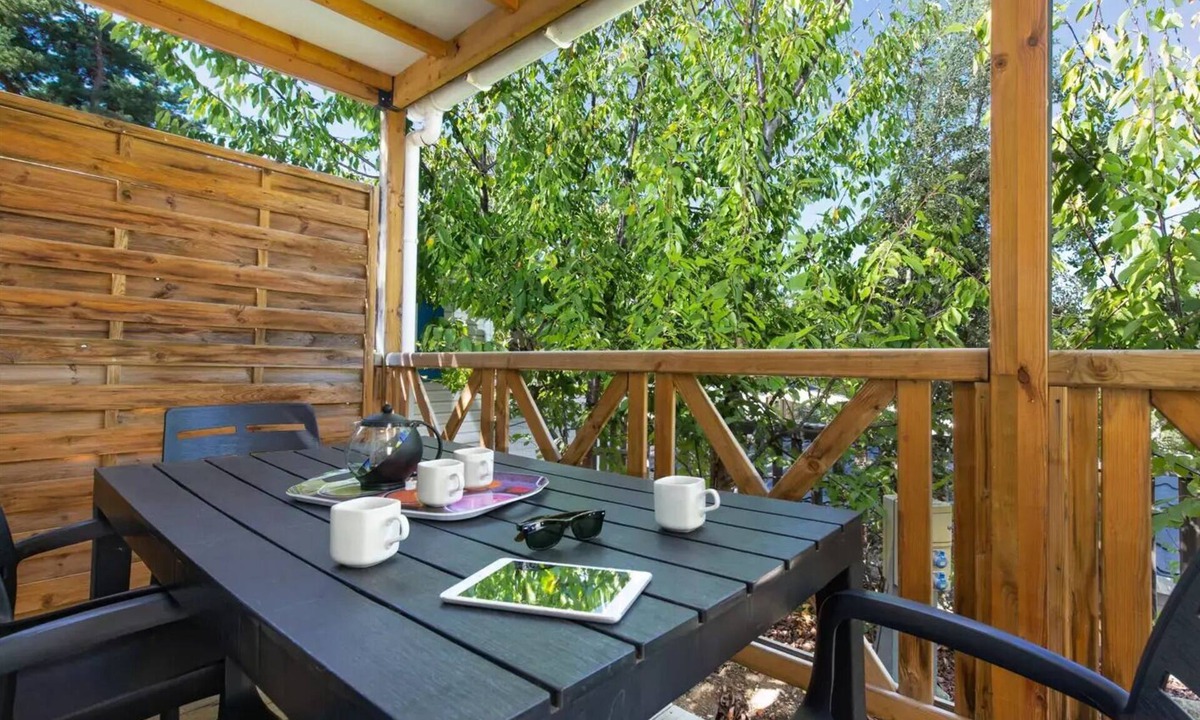 Greoux-les-Bains Ski Chalet | Camping Paradis La Pinède* - Chalet Pagnol 3 rooms 4 people Air-conditioned