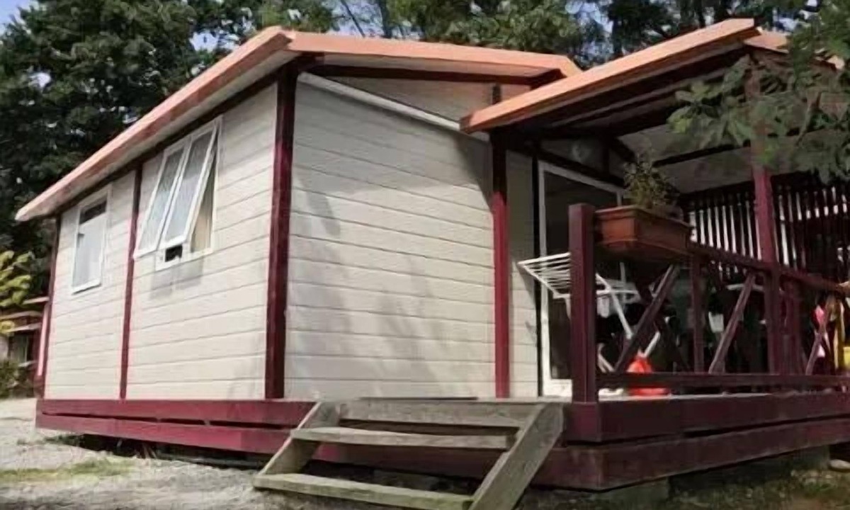 Espelette Ski Chalet | Camping Paradis Biper Gorri * - Chalet for 5 People