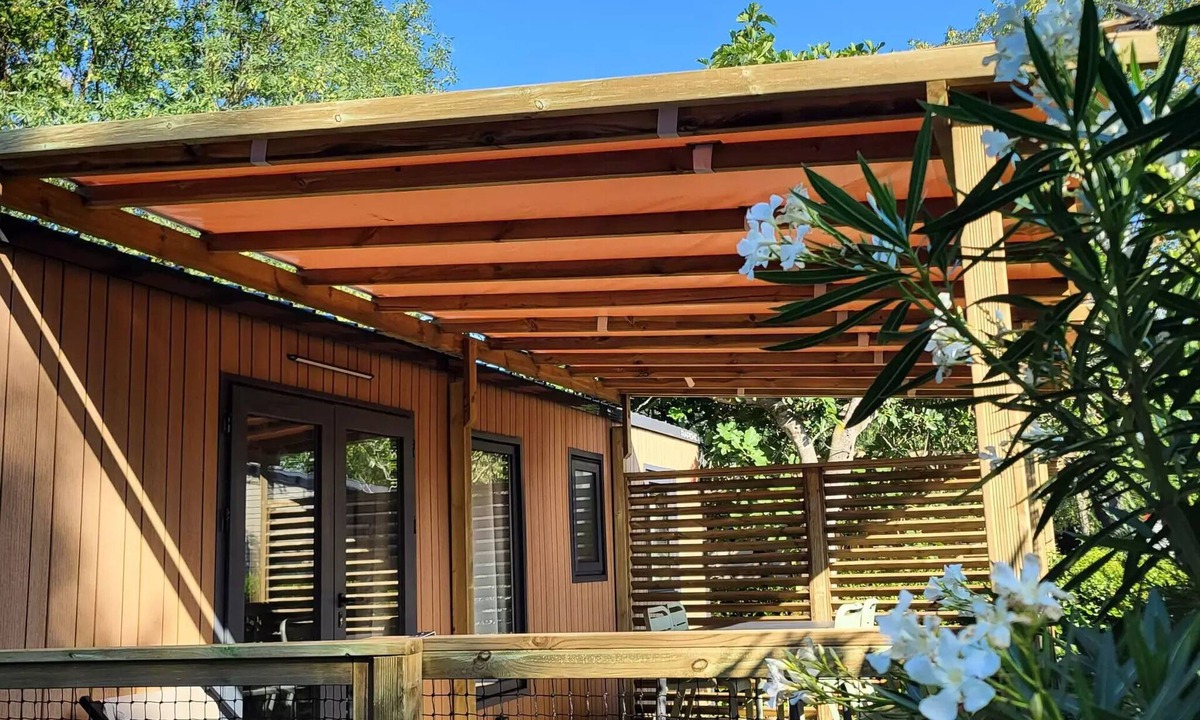 Mirepeisset House | Campsite Le Val de Cesse * - Mobile home PREMIUM 30m2 - 2 bedrooms - TV - dishwasher - air conditioning - covered terrace - 4 people