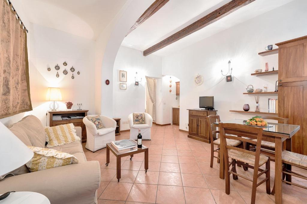 San Frediano Apartment | Campuccio 21 by Mmega