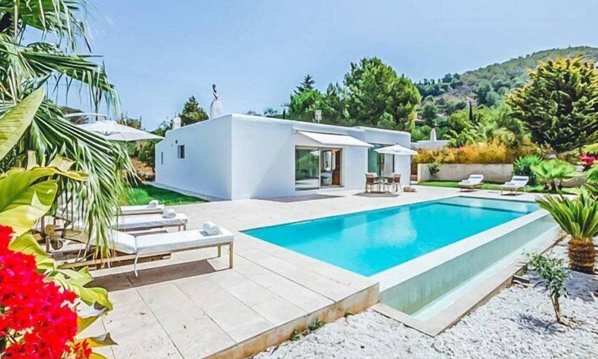 Cap Martinet Villa | Can Emma - Two Bedroom Villa, Sleeps 4