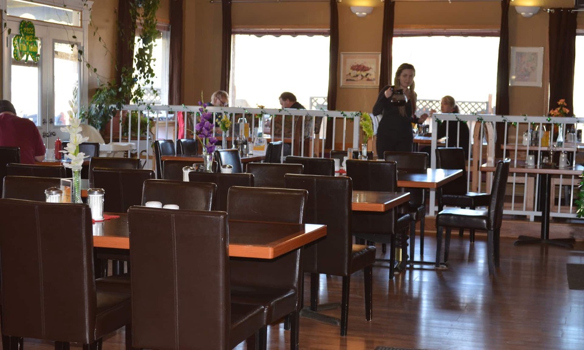 Castlegar Hotel | Canadas Best Value Inn & Suites Castlegar