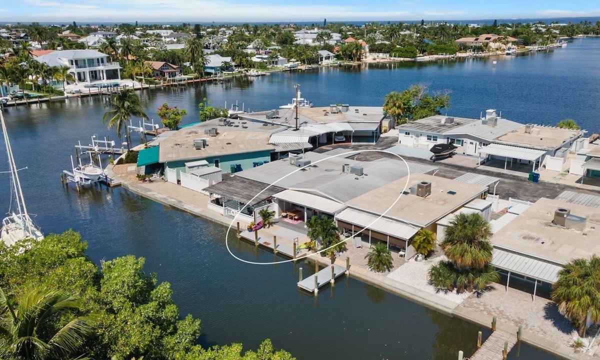 Holmes Beach Villa | Canal-Front Home with Dock and Walk to Beach