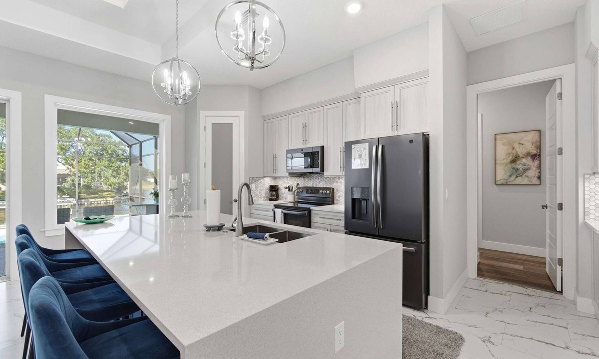 Palm Harbor House | Canal-front Home With Pool Dock Water Fun