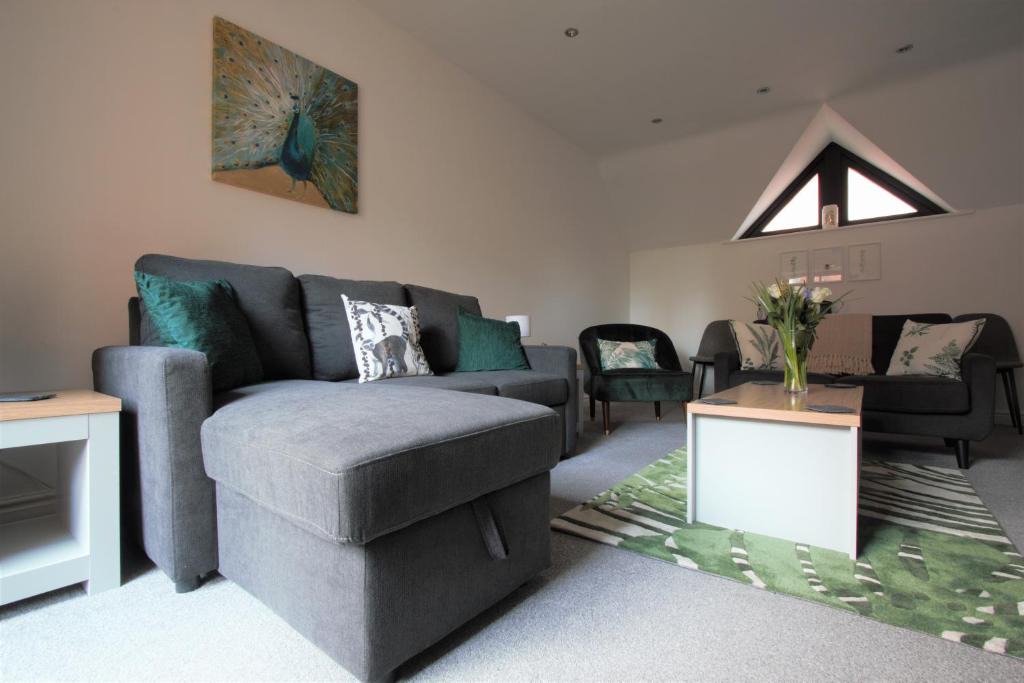 Chester House | Canal House