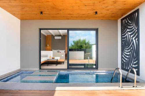 Vathi Apartment | Canes Suites Private Pool