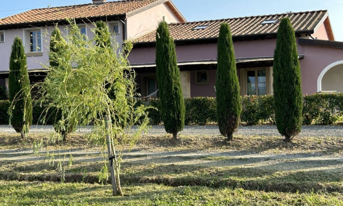 Cecina Apartment | Cantine, two-bedroom terraced house PLUS