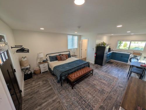 Hatch Apartment | Canyon Glow Retreat