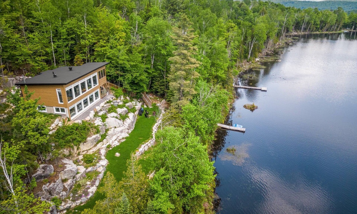 Chertsey Ski Chalet | CAP-DE-ROCHE
