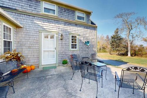 Brewster House | Cape Landing Cottage