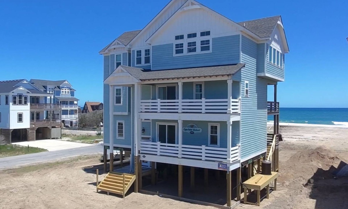 Buxton House | Cape Point, charming 7-Bedroom Oceanfront + Pets Stay Free!