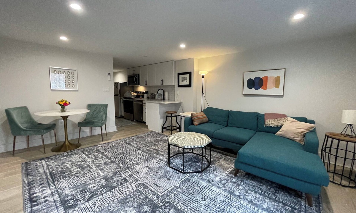 Kingman Park Apartment | Capitol Hill, excellent location, Lower Level Apartment