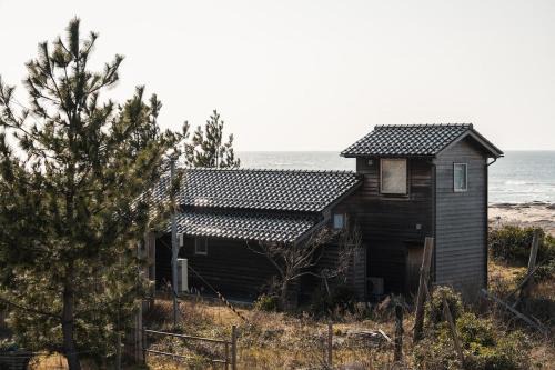 Wajima Ski Chalet | Captain's House, explore the crustal movement every thousand years