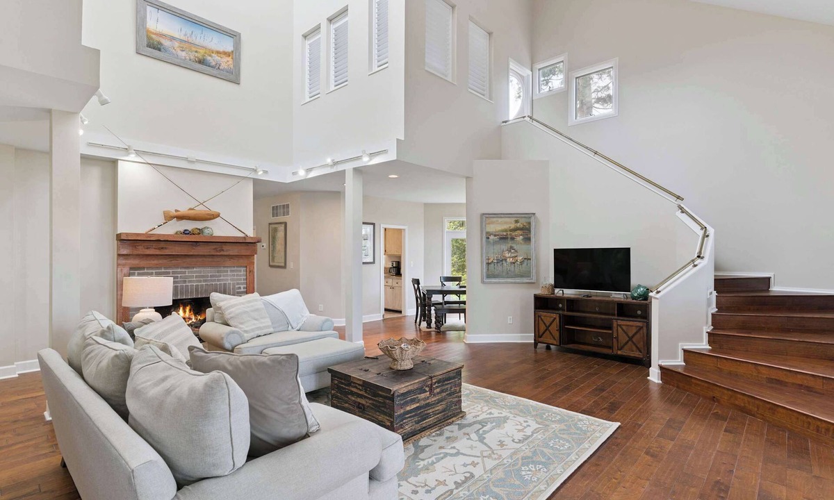 St. Simons Island House | Captain's Quarters - Deep Water dock