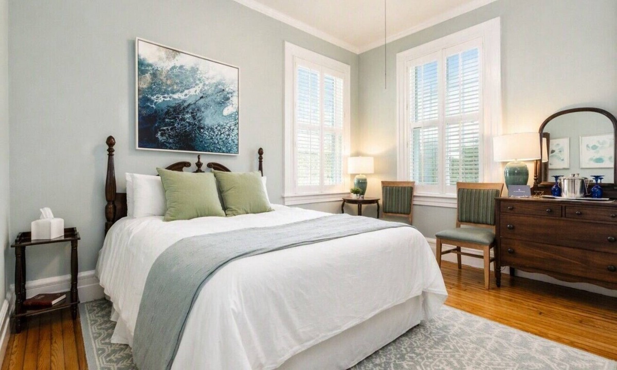 Edenton Bed & Breakfast | Captain’s Quarters Inn Downtown Edenton Queen Bed 1st Floor