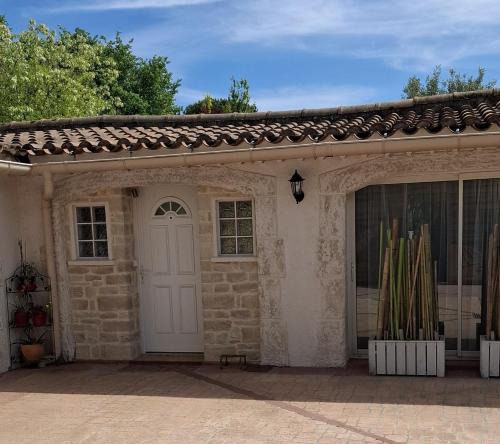 Carpentras Apartment | Carabas84