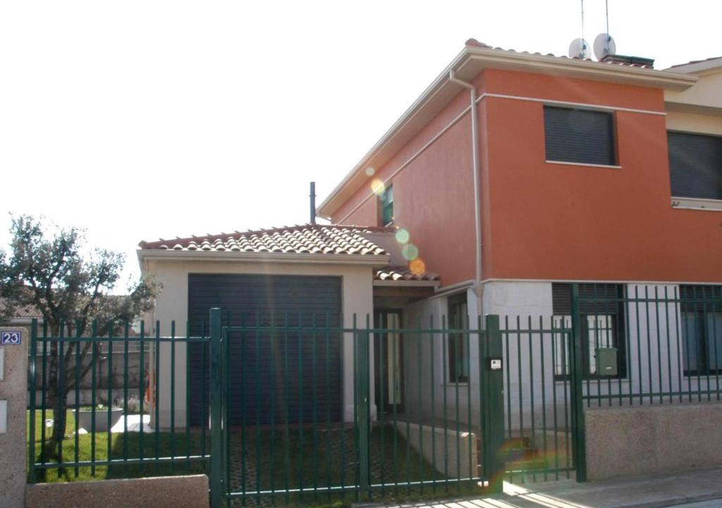 Cardenajimeno Apartment | Caradenia