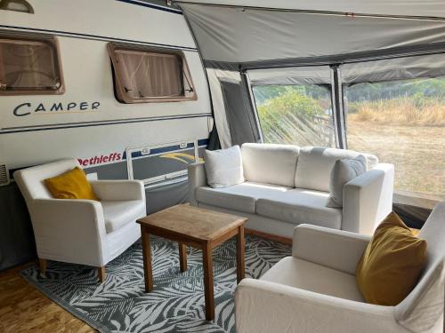 Beaulieu-sur-Sonnette Other | Caravan Le Plantier 3