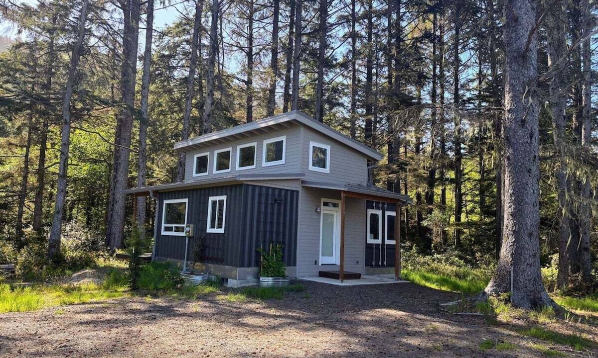 Tierra Del Mar House | Cargo Cove! New, shipping container by the sea!
