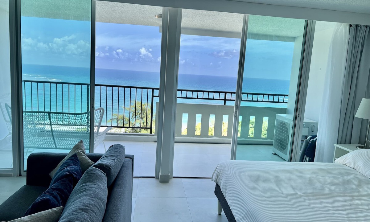Vilomar Condo | Caribbean Beach front King bed with large balcony