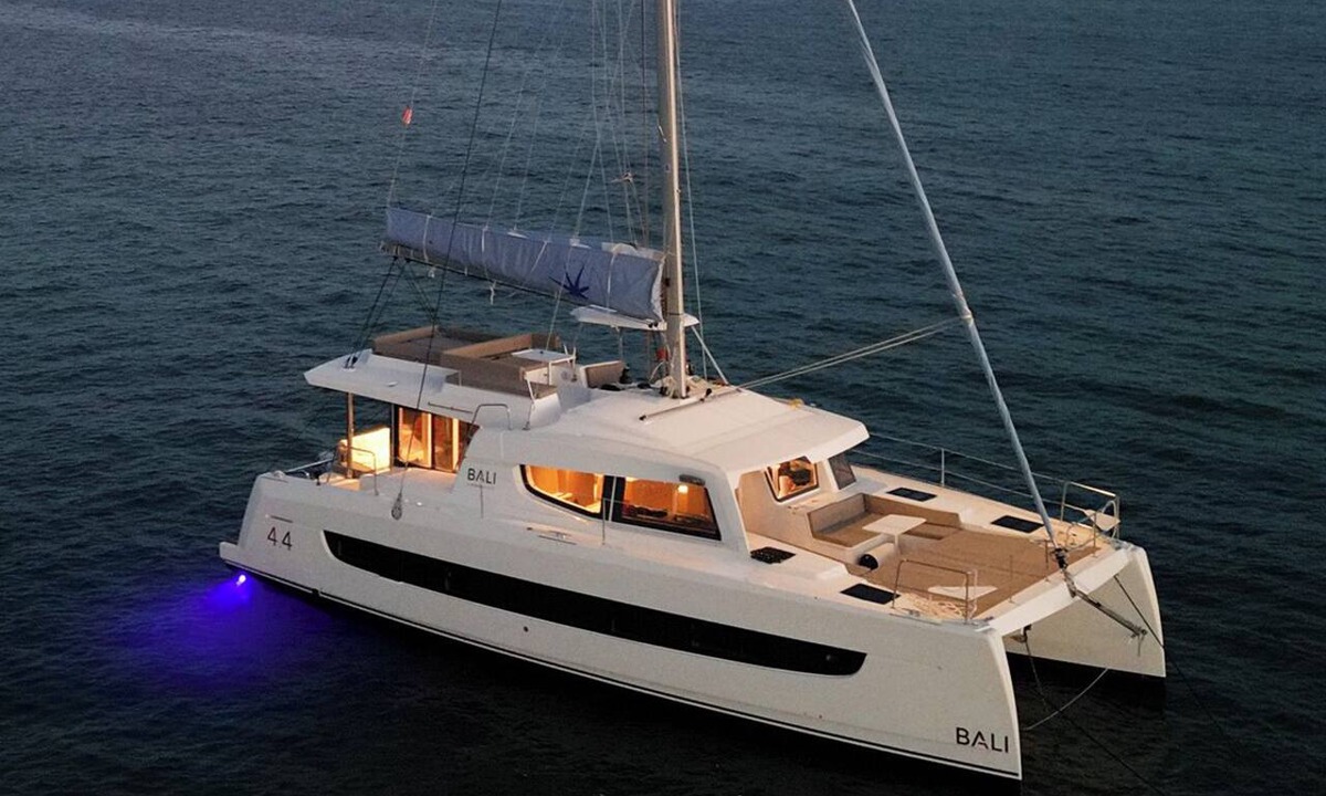 Lubbers Quarters Cay Boat Rental | Caribbean Dream: Sun-soaked Sailing Adventure from Bahamas to Islas Abaco