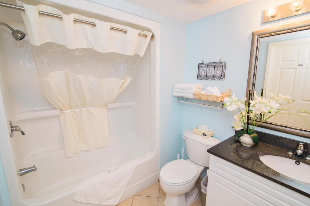 Myrtle Beach Apartment | Caribbean Resort, Unit 306, 3 Bedroom, 2 Bath, Direct Oceanfront