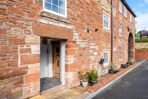 Carlisle House | Carleton Mill Cottage