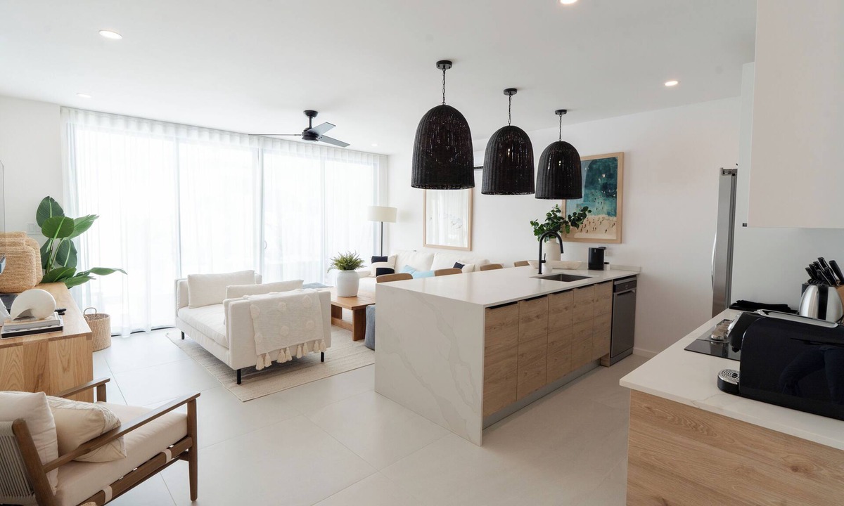 Lower Carlton House | Carlton Cove