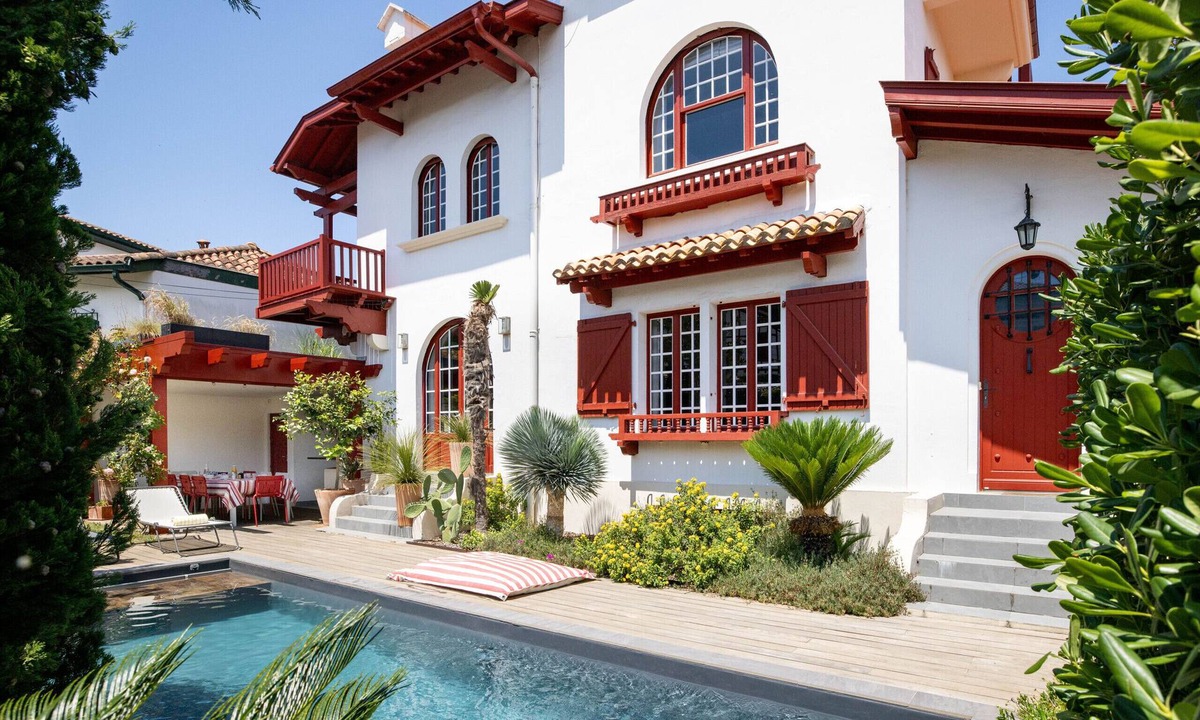 Biarritz City Centre House | CARMIN - Charming house with pool in the heart of the city - Biarritz